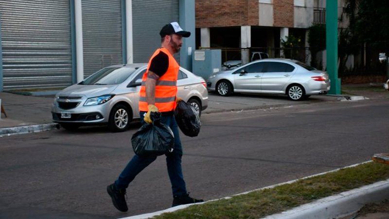 El intendente de Concordia realizó recolección de residuos en la ciudad