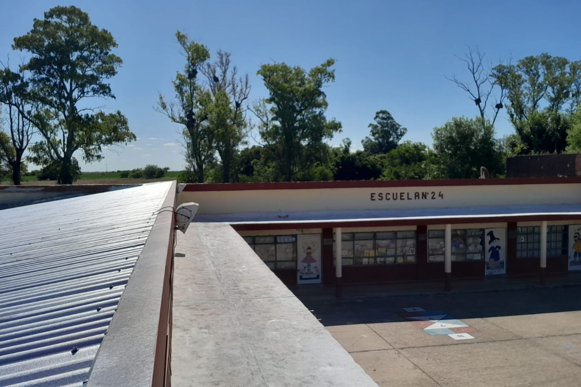 Se refaccionaron instalaciones de una escuela en el departamento Uruguay | GENESIS24.NET > Portal Multimedia Líder en Noticias