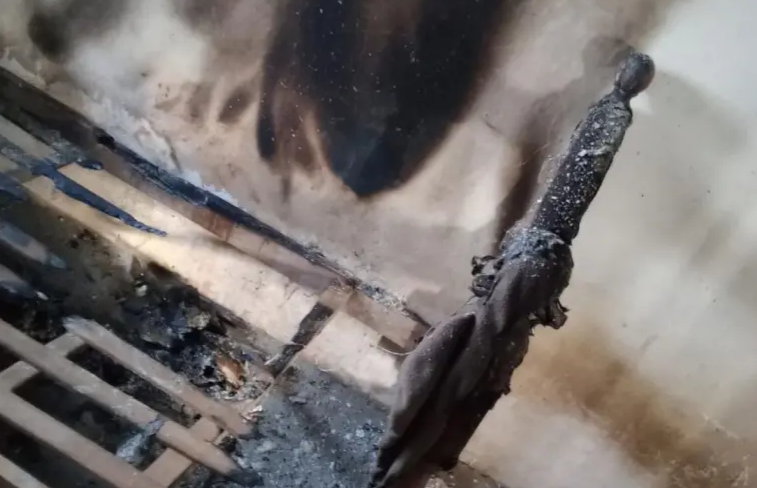 Amenazaron a dos familias e intentaron incendiarles las casas en un campo entrerriano | GENESIS24.NET > Portal Multimedia Líder en Noticias