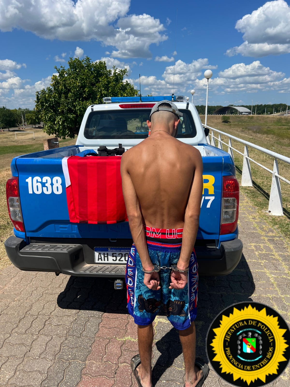 Concepción del Uruguay: Joven delincuente robó una moto y fue rápidamente aprehendido | GENESIS24.NET > Portal Multimedia Líder en Noticias