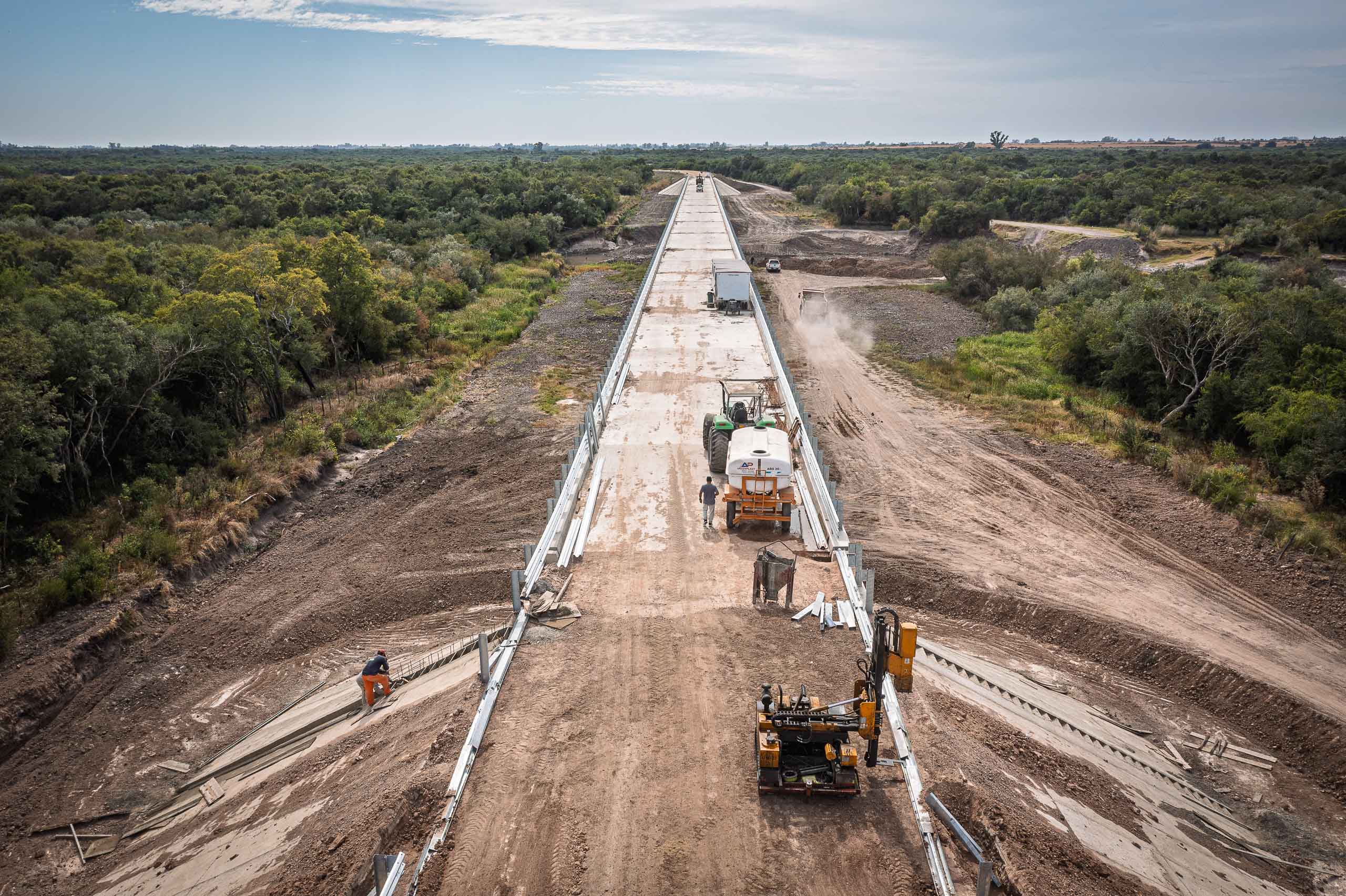 Está próxima a finalizar la construcción del puente en Paso El Cinto sobre el río Gualeguaychú | GENESIS24.NET > Portal Multimedia Líder en Noticias