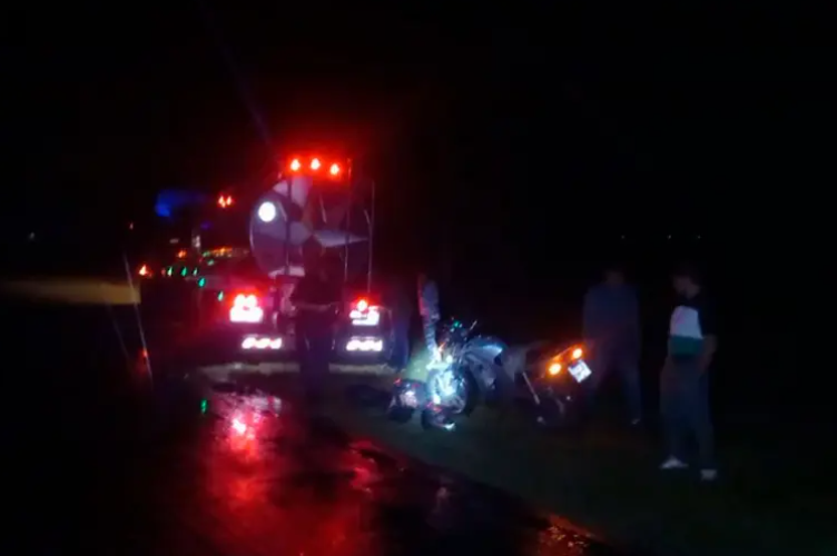 Accidente en Ruta 12: una moto chocó contra un camión y hay dos heridos | GENESIS24.NET > Portal Multimedia Líder en Noticias