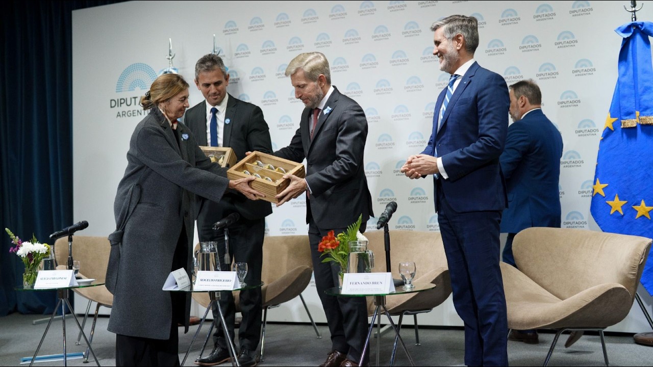 Frigerio presentó el potencial apícola de Entre Ríos en la Semana de la Miel en Buenos Aires | GENESIS24.NET > Portal Multimedia Líder en Noticias