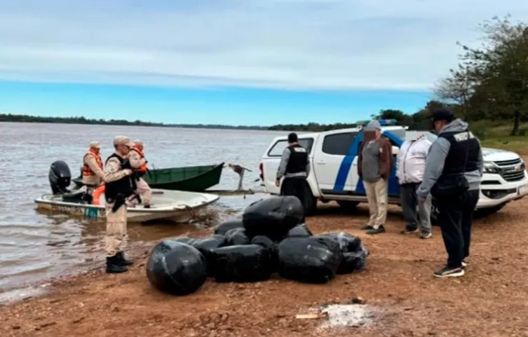 Contrabando sobre el río Uruguay: secuestraron mercadería valuada en más de $18 millones | GENESIS24.NET > Portal Multimedia Líder en Noticias