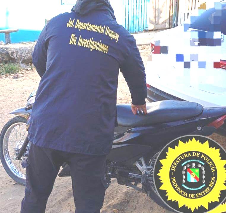 Concepción del Uruguay: Recuperan moto denunciada como robada el pasado mes | GENESIS24.NET > Portal Multimedia Líder en Noticias